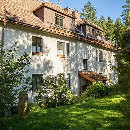 Lejlighed Tolles Mit Offenem Kamin By Interhome